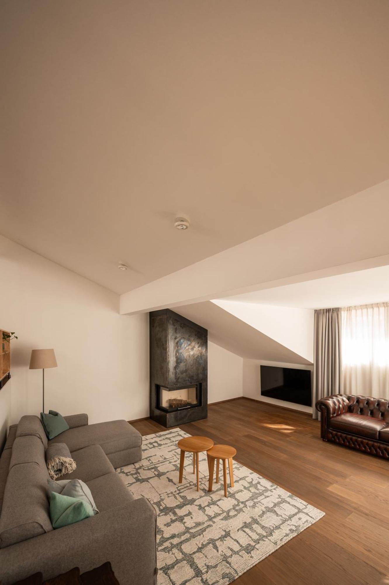 Kuntino Suites Мерано Номер фото